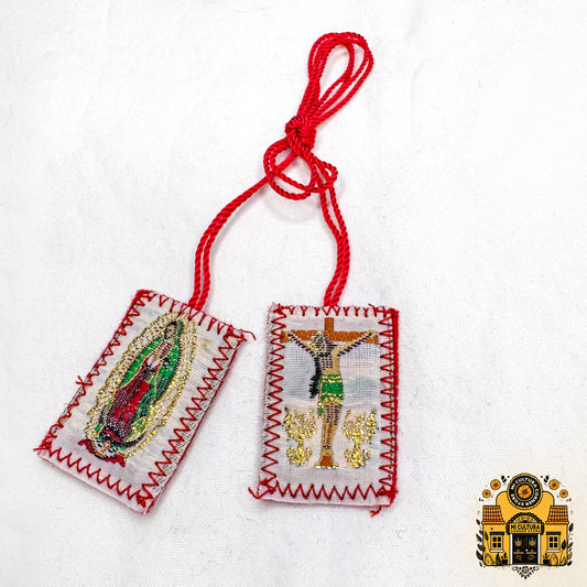 Escapulario de La Virgen de Guadalupe y Jesus en la Cruz Blanco y Rojo /Scapular of Our Lady of Guadalupe and Jesus on the Cross White and Red