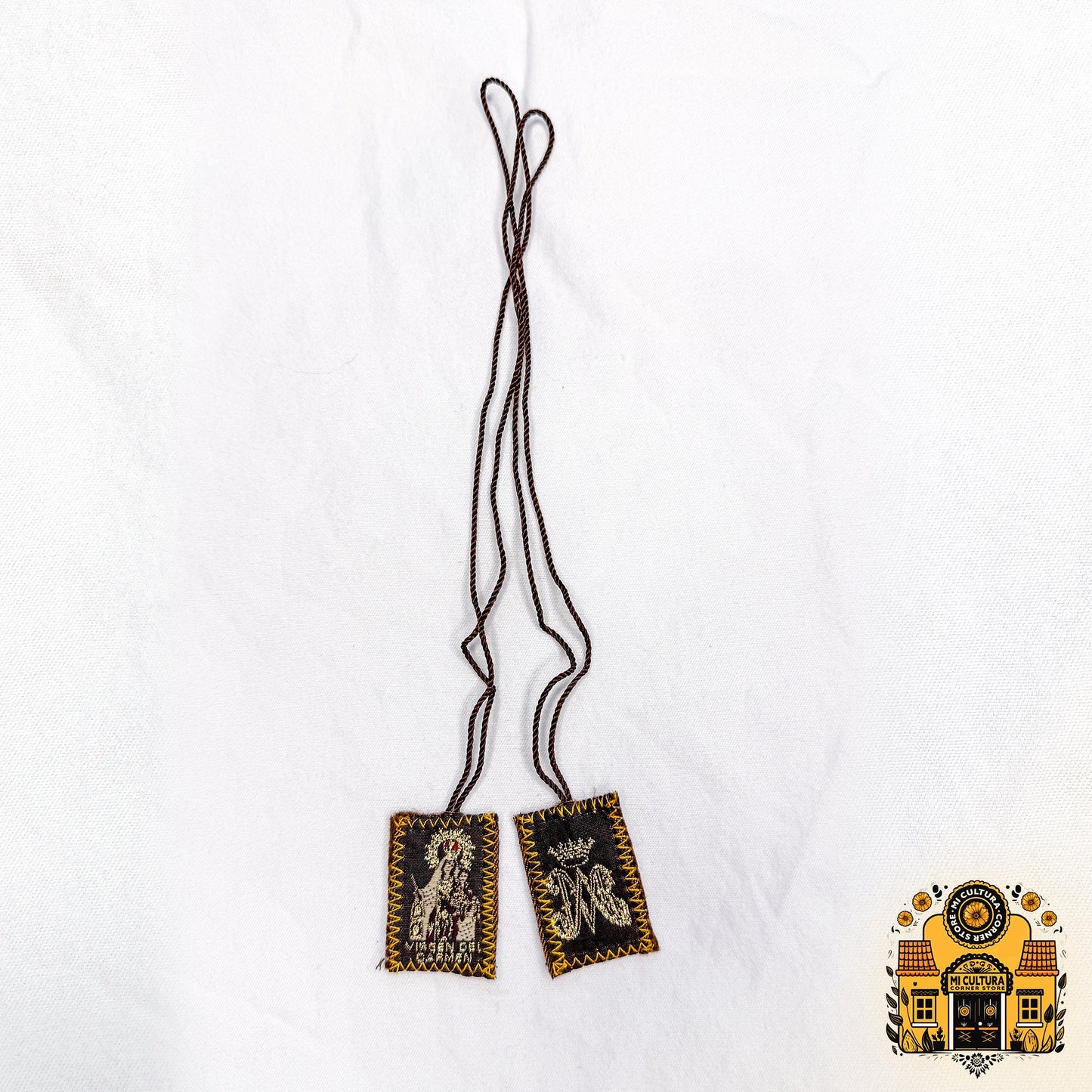 Handmade Virgin of Carmen Devotional Scapular - Escapulario Devocional de la Virgen del Carmen - Joyería Religiosa Artesanal Gold Trim