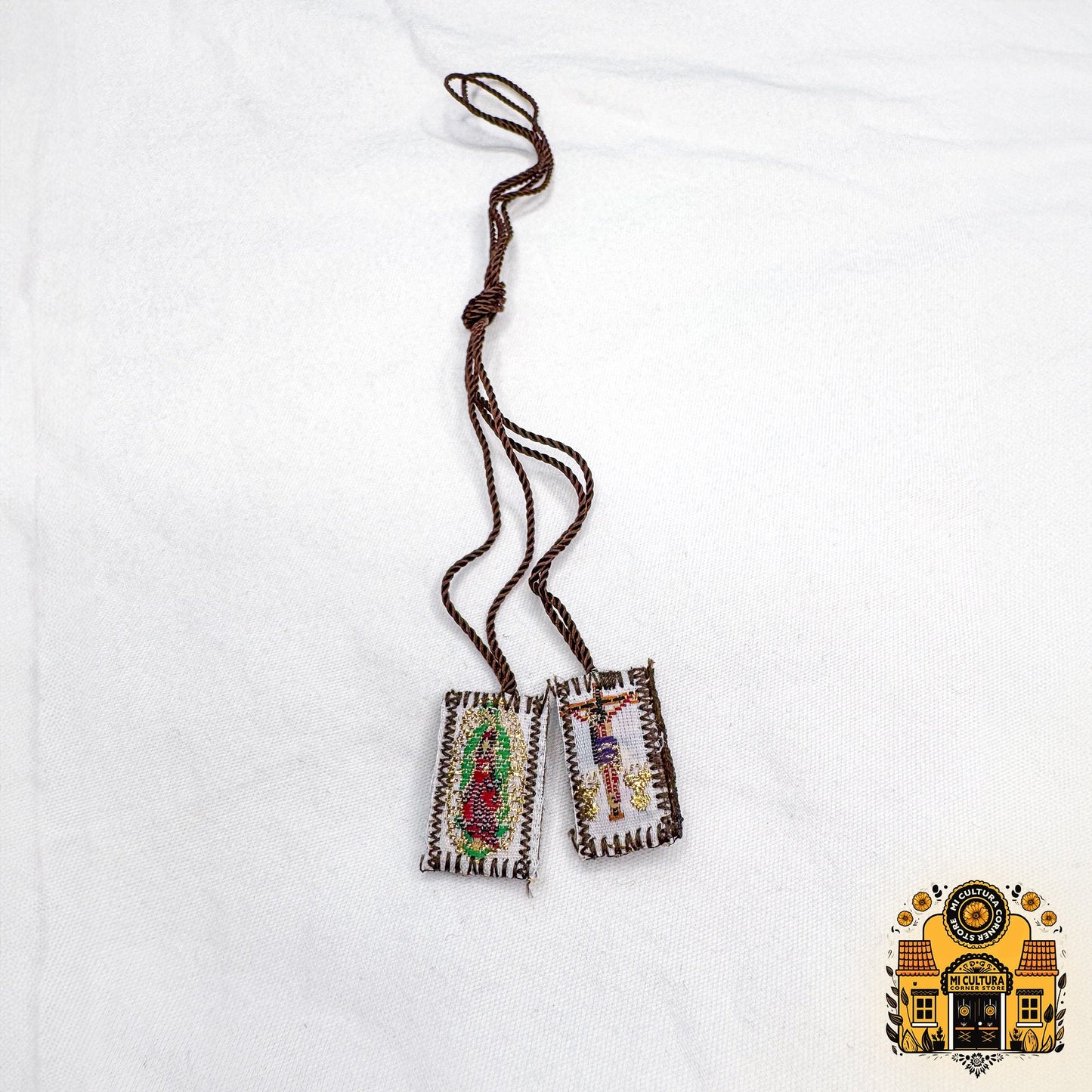 Escapulario de La Virgen de Guadalupe y Jesus en la Cruz Mini/Scapular of Our Lady of Guadalupe and Jesus on the Cross Necklace Collar Small