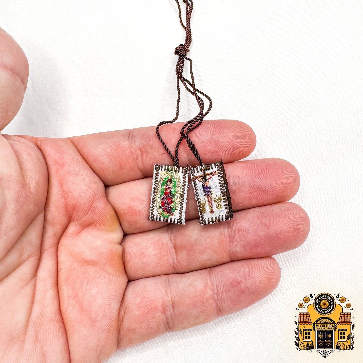 Escapulario de La Virgen de Guadalupe y Jesus en la Cruz Mini/Scapular of Our Lady of Guadalupe and Jesus on the Cross Necklace Collar Small